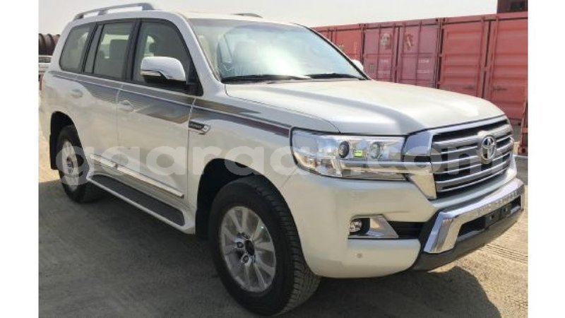 Big with watermark toyota land cruiser dakar import dubai 4107