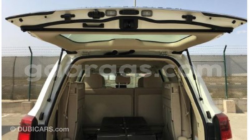 Big with watermark toyota land cruiser dakar import dubai 4107