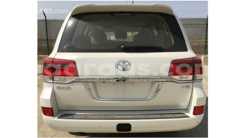 Big with watermark toyota land cruiser dakar import dubai 4107