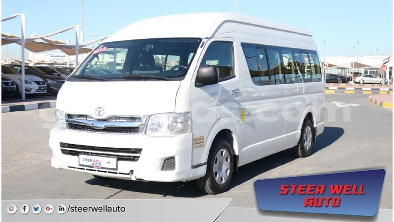 Big with watermark toyota hiace dakar import dubai 4156