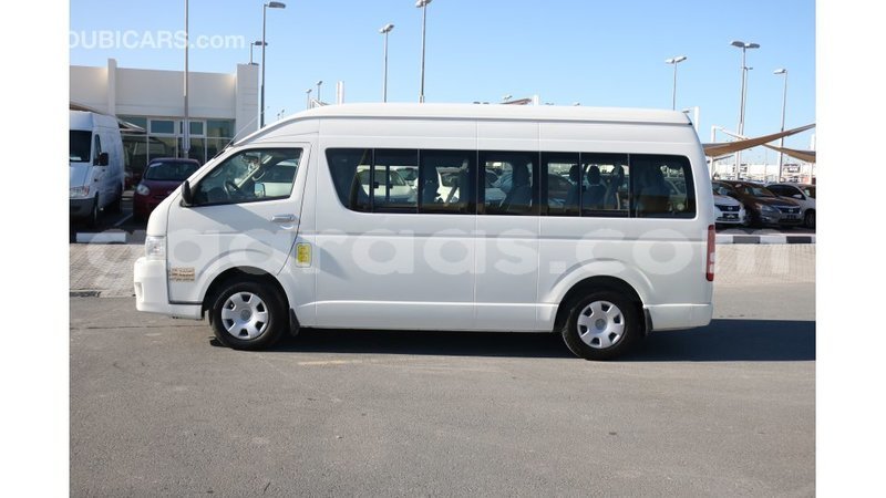 Big with watermark toyota hiace dakar import dubai 4156