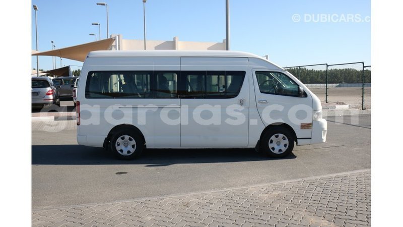 Big with watermark toyota hiace dakar import dubai 4156