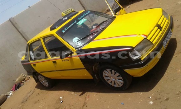 Dieundeu Occasion Peugeot 309 Beige Auto in Dakar in Dakar Dieundeu Occasion Peugeot 309 Beige Auto in Dakar in Dakar