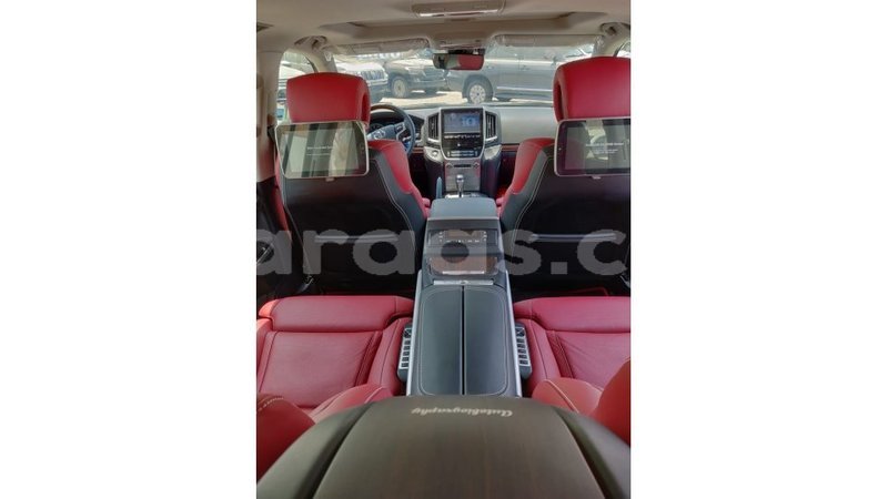 Big with watermark toyota land cruiser dakar import dubai 4165