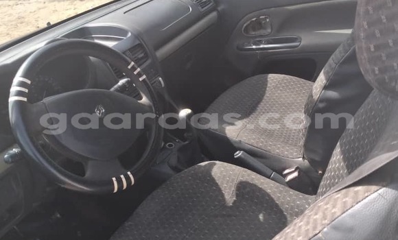 Acheter Occasion Voiture Renault Clio Blanc à Dakar, Dakar Acheter Occasion Voiture Renault Clio Blanc à Dakar, Dakar