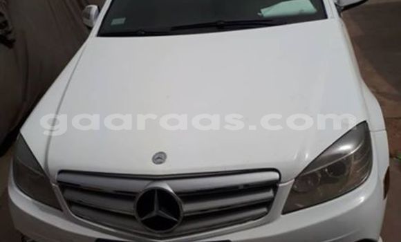 Acheter Occasion Voiture Mercedes‒Benz C-Class Blanc à Grand Dakar au Dakar Acheter Occasion Voiture Mercedes‒Benz C-Class Blanc à Grand Dakar au Dakar
