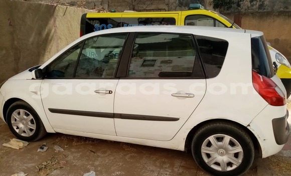 Dieundeu Occasion Renault Scenic White Auto in Dakar in Dakar Dieundeu Occasion Renault Scenic White Auto in Dakar in Dakar