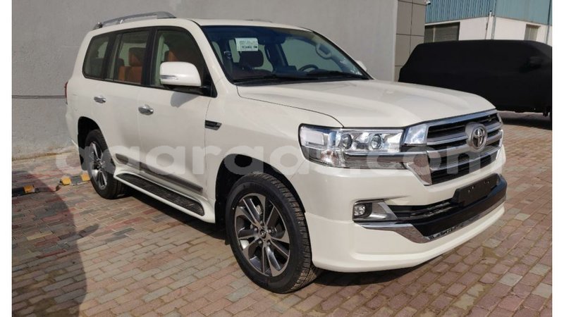 Big with watermark toyota land cruiser dakar import dubai 4203