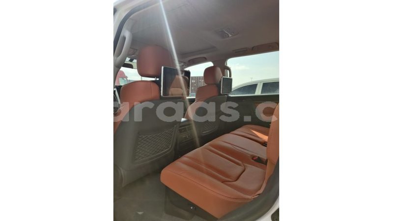 Big with watermark toyota land cruiser dakar import dubai 4203