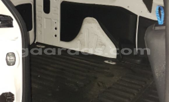 Dieundeu Occasion Citroen Berlingo White 4x4 in Dakar in Dakar Dieundeu Occasion Citroen Berlingo White 4x4 in Dakar in Dakar