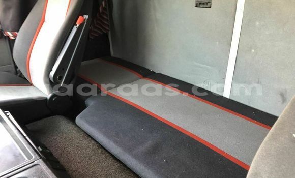 Acheter Occasion Utilitaire Volvo F4 Gris à Dakar, Dakar Acheter Occasion Utilitaire Volvo F4 Gris à Dakar, Dakar