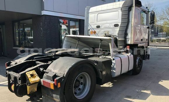 Acheter Occasion Utilitaire Volvo F4 Gris à Dakar, Dakar Acheter Occasion Utilitaire Volvo F4 Gris à Dakar, Dakar