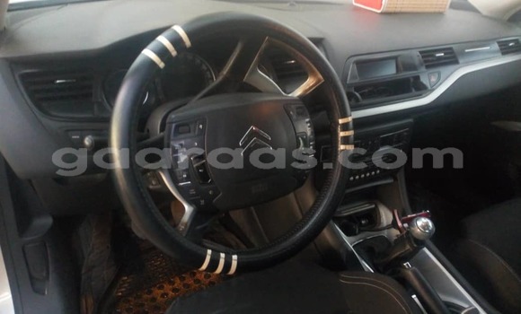 Acheter Occasion Voiture Citroen C5 Beige à Dakar, Dakar Acheter Occasion Voiture Citroen C5 Beige à Dakar, Dakar