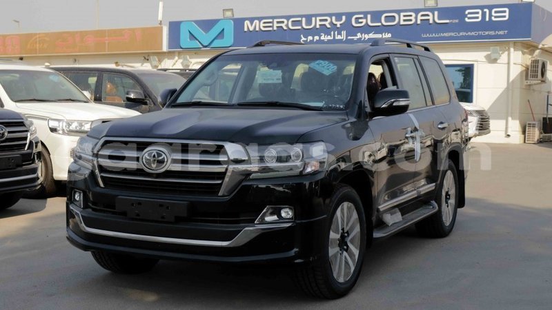 Big with watermark toyota land cruiser dakar import dubai 4282