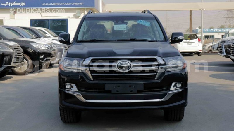 Big with watermark toyota land cruiser dakar import dubai 4282