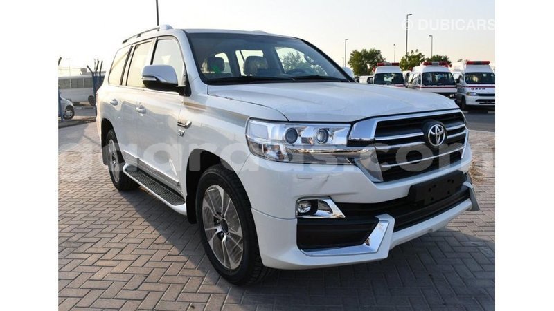 Big with watermark toyota land cruiser dakar import dubai 4284