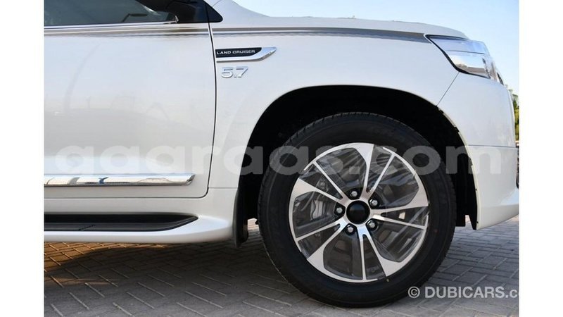 Big with watermark toyota land cruiser dakar import dubai 4284