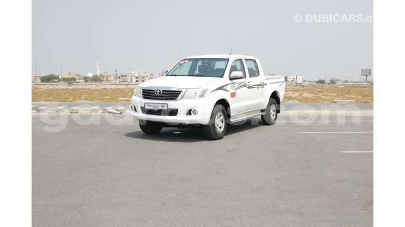 Big with watermark toyota hilux dakar import dubai 4293