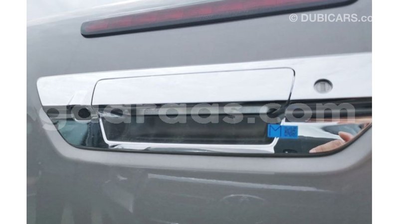 Big with watermark toyota hilux dakar import dubai 4305