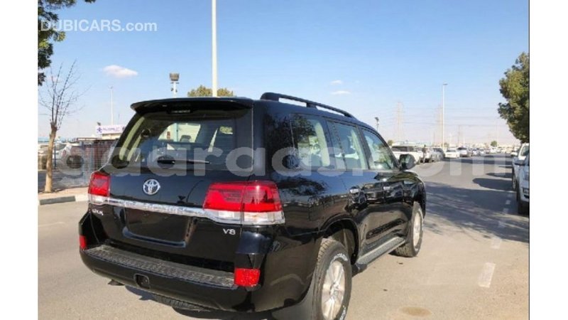 Big with watermark toyota land cruiser dakar import dubai 4309