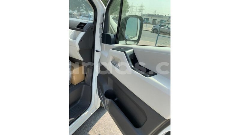 Big with watermark toyota hiace dakar import dubai 4315