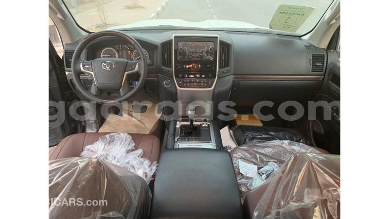 Big with watermark toyota land cruiser dakar import dubai 4319