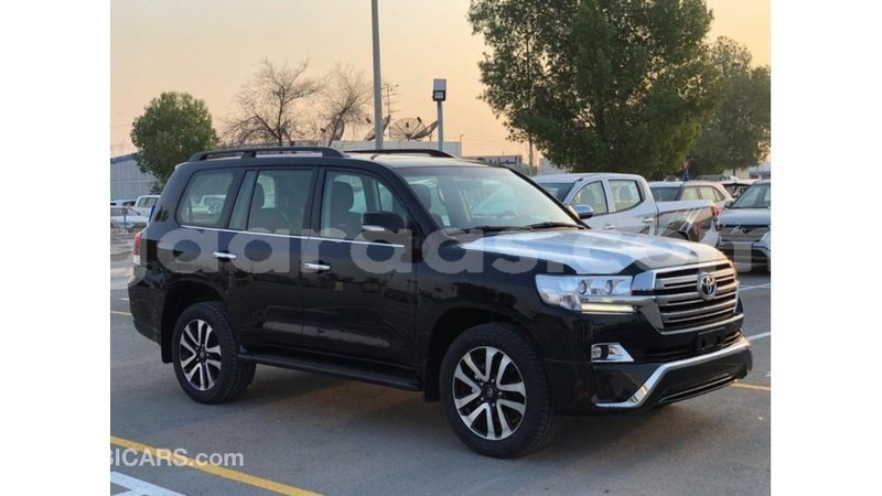 Big with watermark toyota land cruiser dakar import dubai 4320