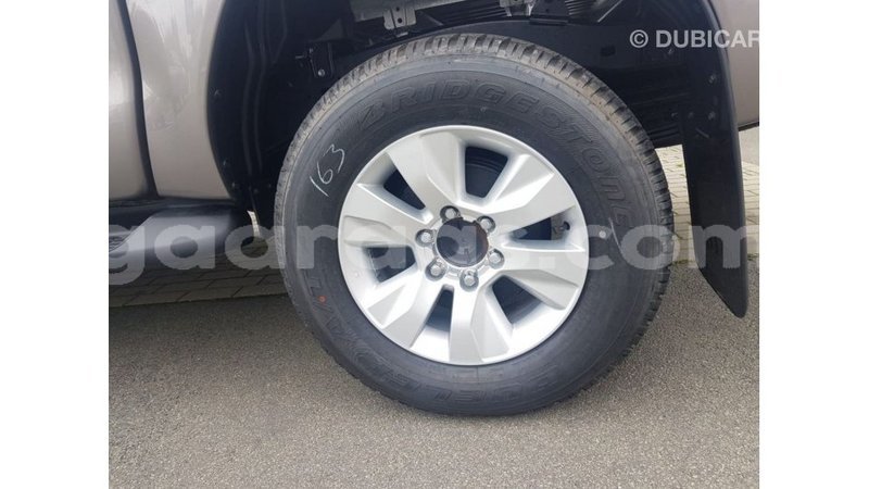 Big with watermark toyota hilux dakar import dubai 4322