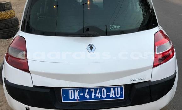 Dieundeu Occasion Renault Megane White Auto in Dakar in Dakar Dieundeu Occasion Renault Megane White Auto in Dakar in Dakar