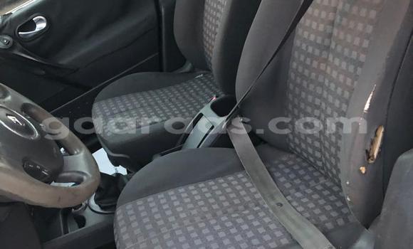 Dieundeu Occasion Renault Megane White Auto in Dakar in Dakar Dieundeu Occasion Renault Megane White Auto in Dakar in Dakar