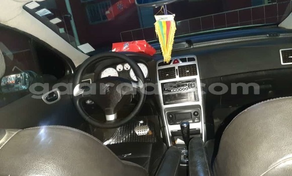 Dieundeu Occasion Peugeot 307 Silver Auto in Dakar in Dakar Dieundeu Occasion Peugeot 307 Silver Auto in Dakar in Dakar