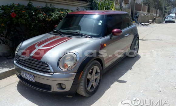 Acheter Occasion Voiture Mini Cooper Gris à Grand Dakar au Dakar Acheter Occasion Voiture Mini Cooper Gris à Grand Dakar au Dakar