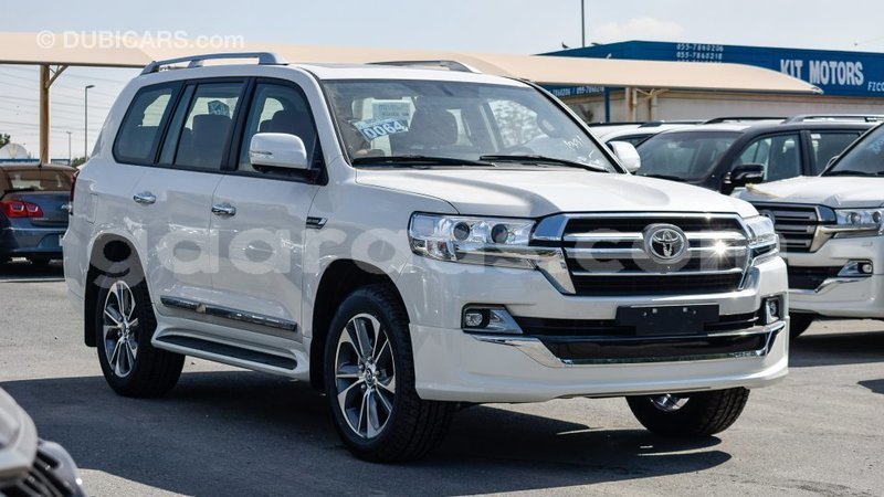 Big with watermark toyota land cruiser dakar import dubai 4383