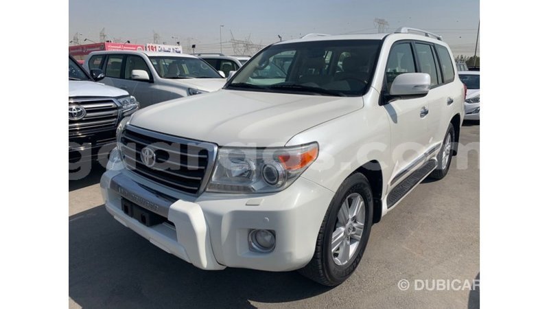 Big with watermark toyota land cruiser dakar import dubai 4485