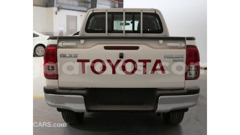 Big with watermark toyota hilux dakar import dubai 4515