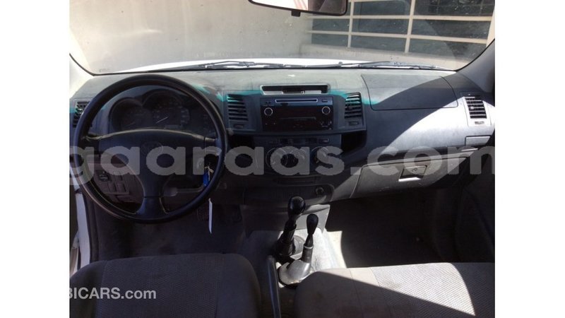 Big with watermark toyota hilux dakar import dubai 4517