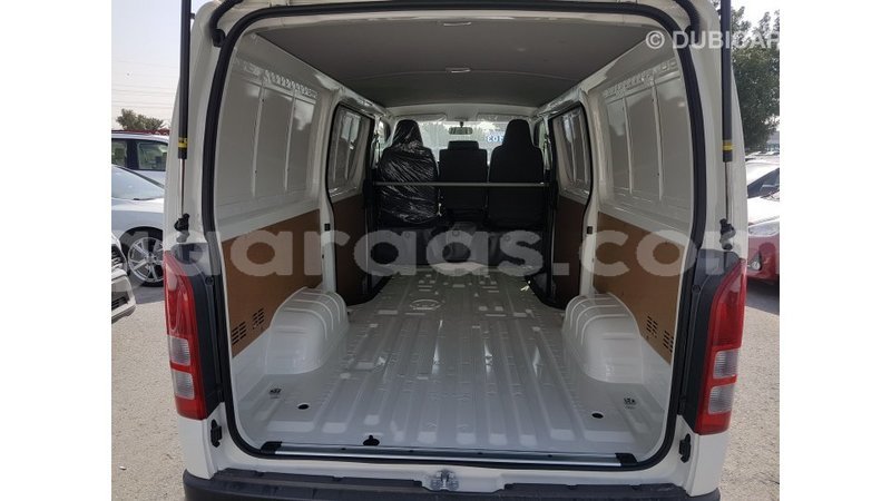 Big with watermark toyota hiace dakar import dubai 4525