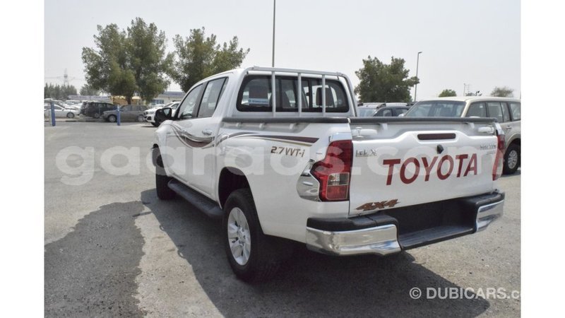 Big with watermark toyota hilux dakar import dubai 4547