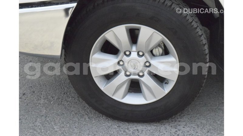 Big with watermark toyota hilux dakar import dubai 4547