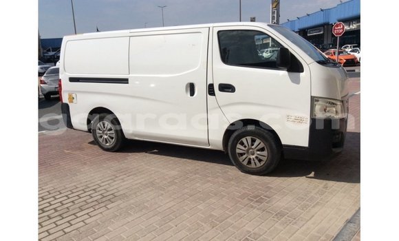 Acheter Import Utilitaire Nissan Evalia Blanc à Import - Dubai, Dakar