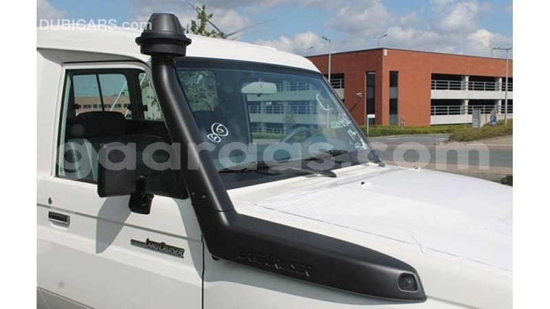 Big with watermark toyota land cruiser dakar import dubai 4593