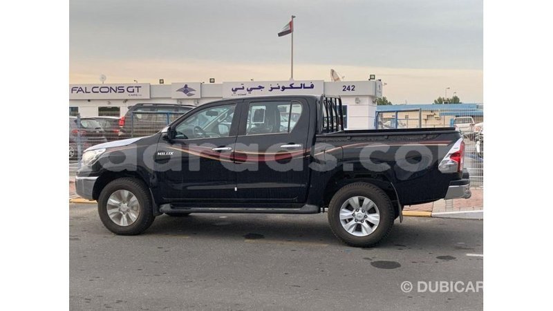 Big with watermark toyota hilux dakar import dubai 4597