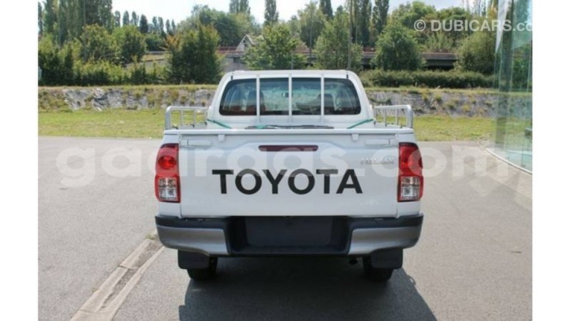 Big with watermark toyota hilux dakar import dubai 4607