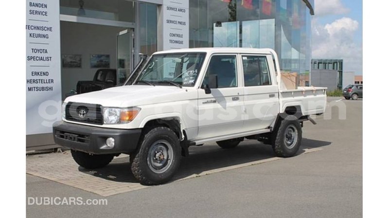 Big with watermark toyota land cruiser dakar import dubai 4609