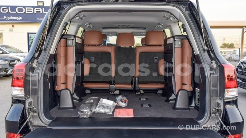 Big with watermark toyota land cruiser dakar import dubai 4629