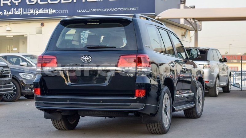 Big with watermark toyota land cruiser dakar import dubai 4629