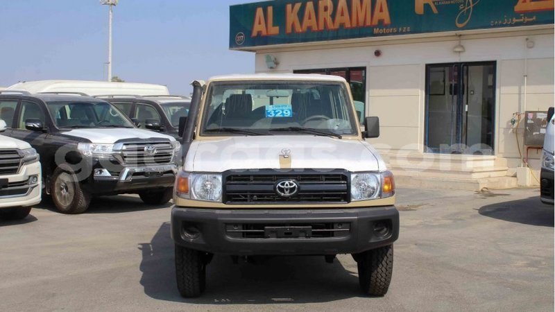 Big with watermark toyota land cruiser dakar import dubai 4645