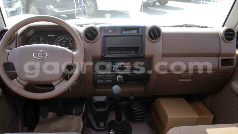 Big with watermark toyota land cruiser dakar import dubai 4645