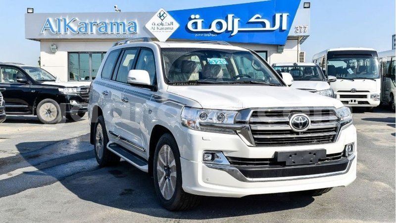 Big with watermark toyota land cruiser dakar import dubai 4648