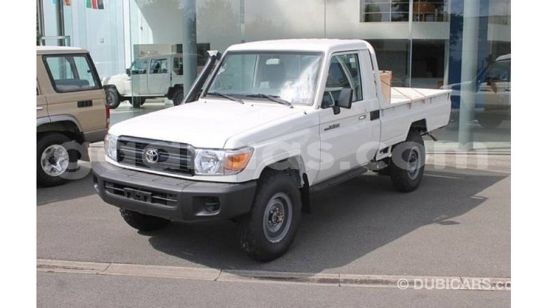 Big with watermark toyota land cruiser dakar import dubai 4655